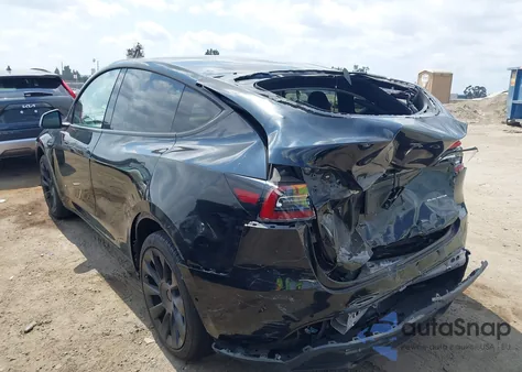 2021 Tesla Model Y Long Range Dual Motor All-Wheel Drive из США, поврежденный, VIN 5YJYGDEE2MF282871